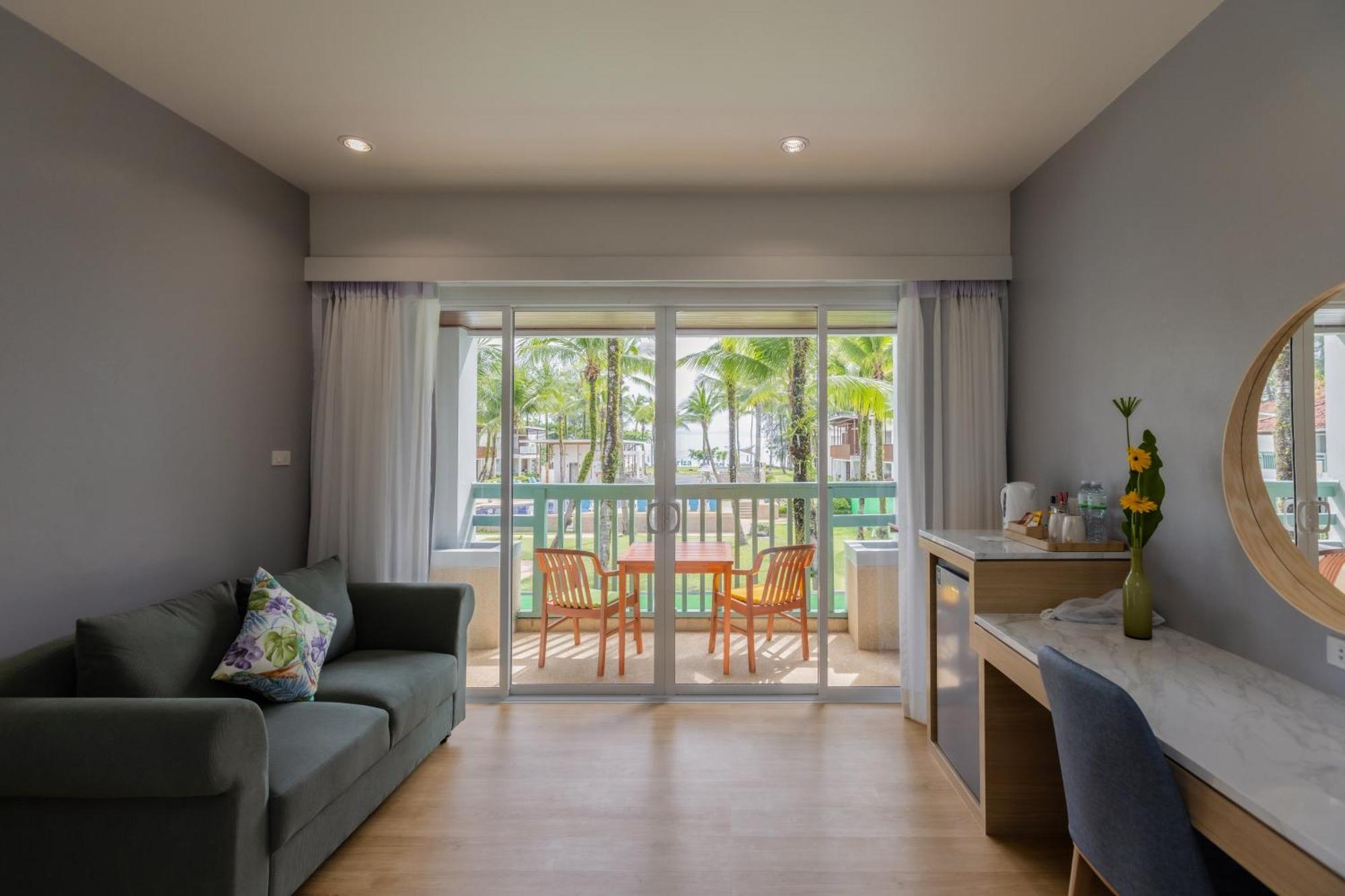 The Briza Beach Resort, Khao Lak Sha Extra Plus Exterior photo