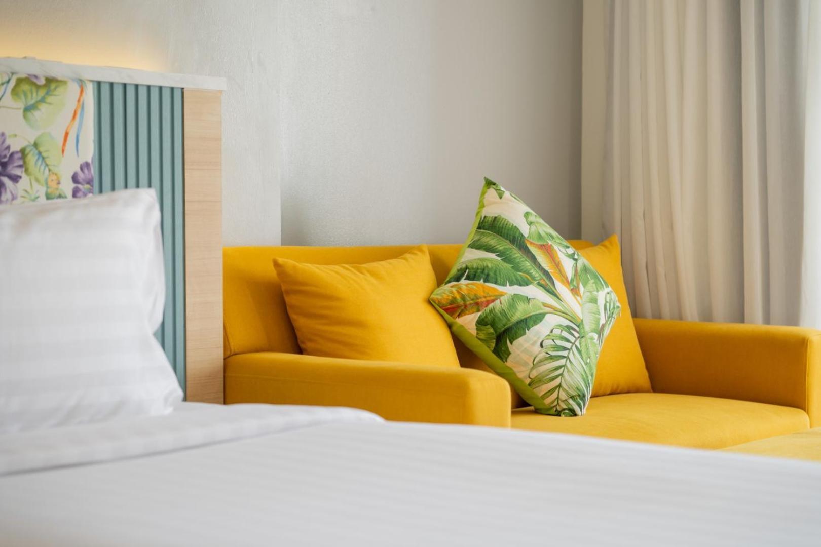 The Briza Beach Resort, Khao Lak Sha Extra Plus Exterior photo