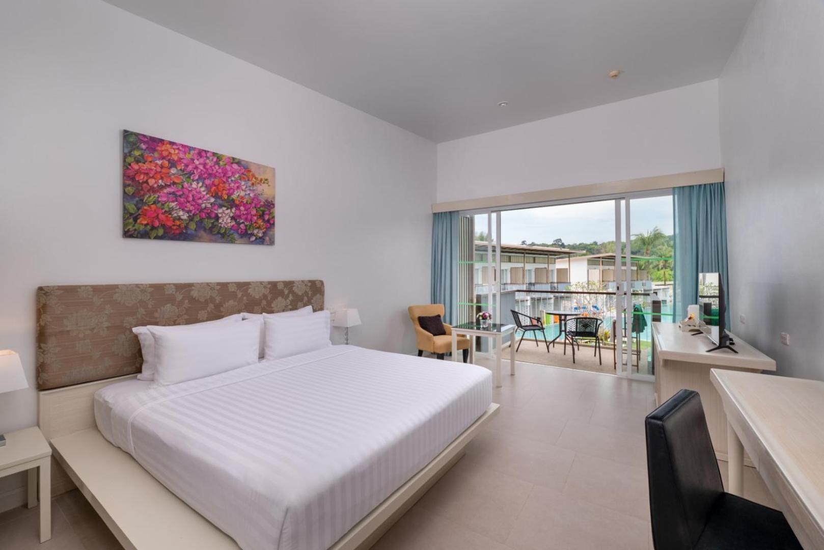 The Briza Beach Resort, Khao Lak Sha Extra Plus Exterior photo