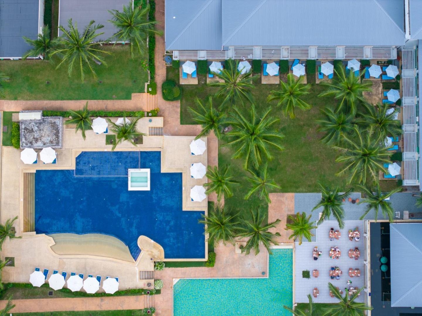 The Briza Beach Resort, Khao Lak Sha Extra Plus Exterior photo